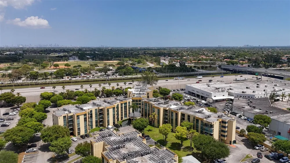 11790 SW 18th St #524-3 Miami, FL 33175