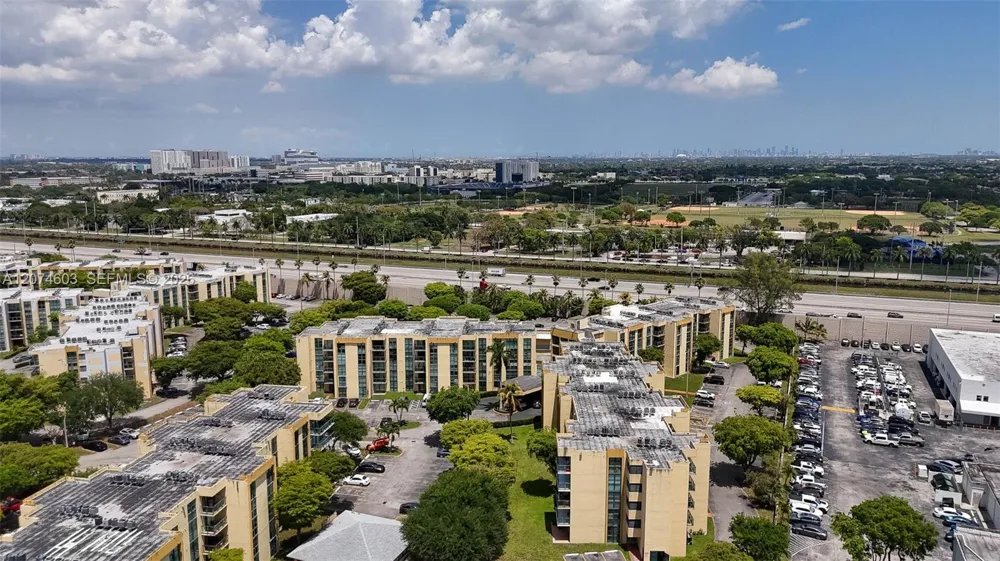 11790 SW 18th St #524-3 Miami, FL 33175