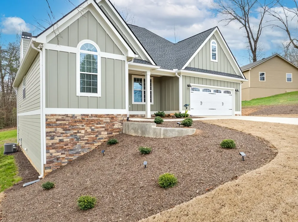 49 Caspian Trail Ellijay, GA 30536