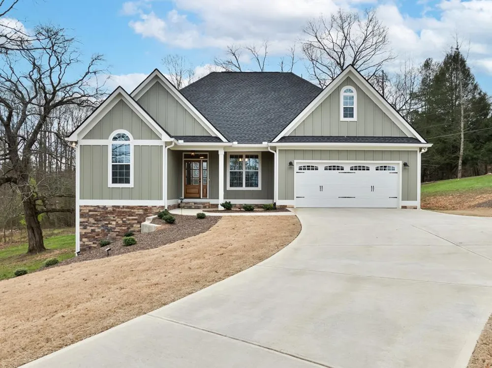 49 Caspian Trail Ellijay, GA 30536
