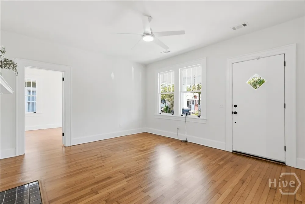 1106 E 40th Street Savannah, GA 31404