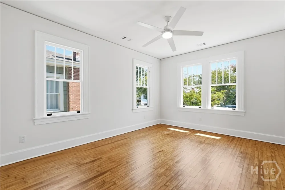1106 E 40th Street Savannah, GA 31404