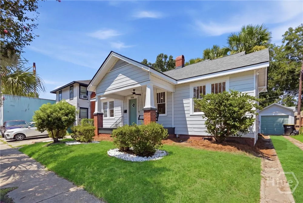 1106 E 40th Street Savannah, GA 31404