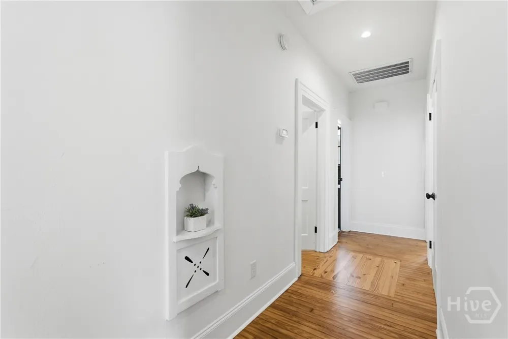 1106 E 40th Street Savannah, GA 31404