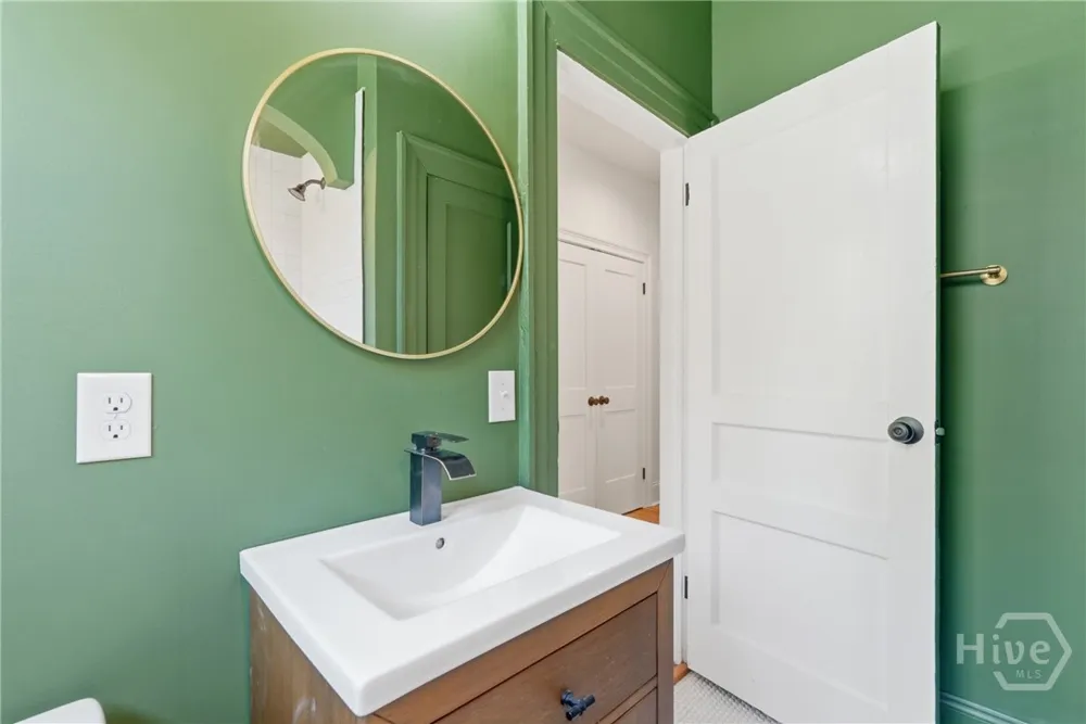 1106 E 40th Street Savannah, GA 31404