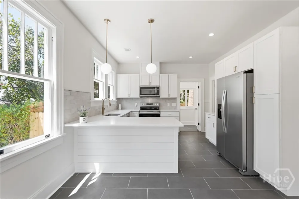 1106 E 40th Street Savannah, GA 31404