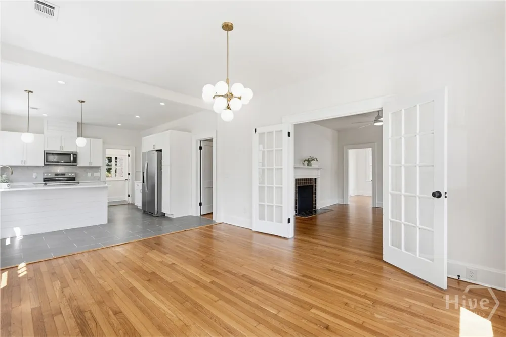 1106 E 40th Street Savannah, GA 31404