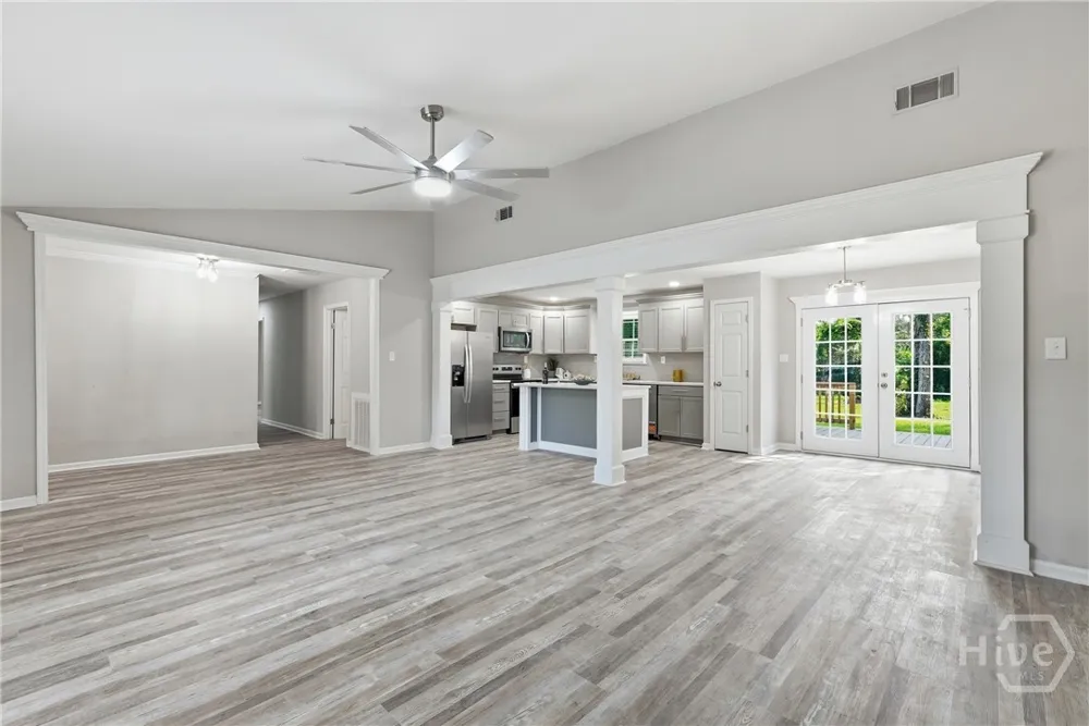 131 Bea Road Richmond Hill, GA 31324