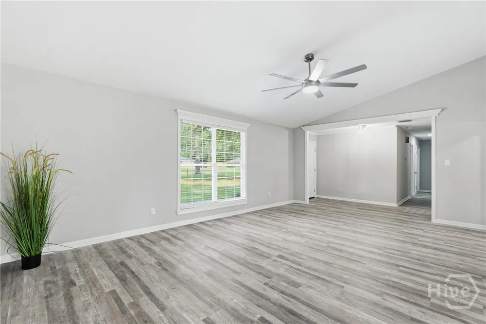 131 Bea Road Richmond Hill, GA 31324