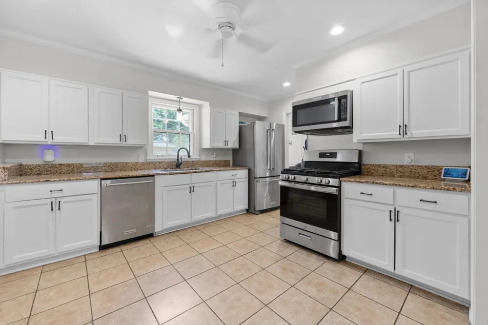 311 AVON RD Memphis, TN 38117