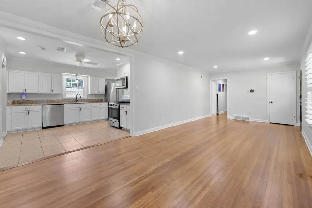 311 AVON RD Memphis, TN 38117