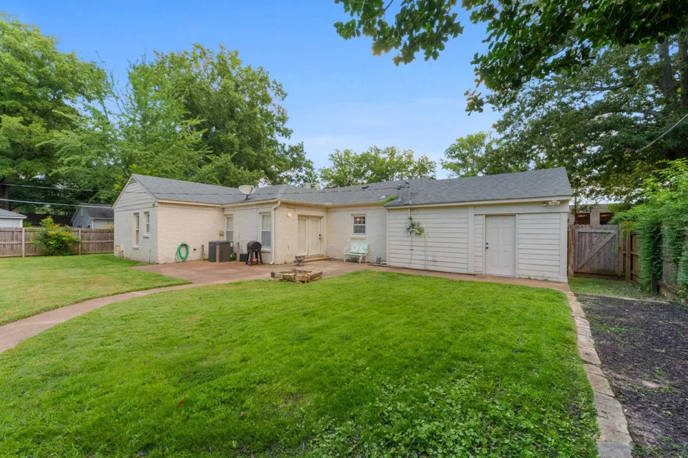311 AVON RD Memphis, TN 38117