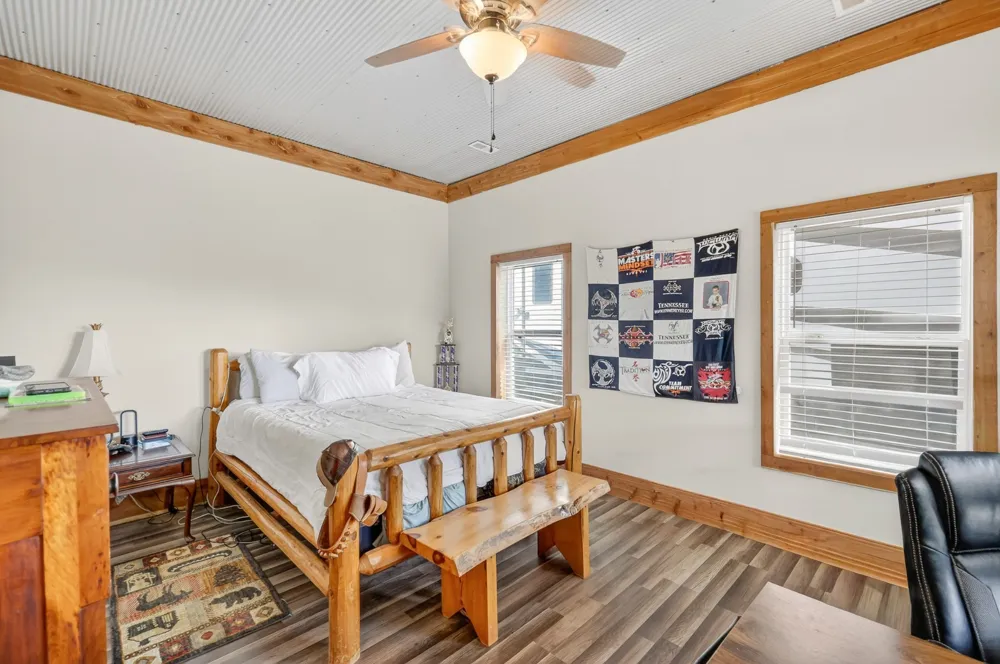 325 Freeman Ln Hartsville, TN 37074