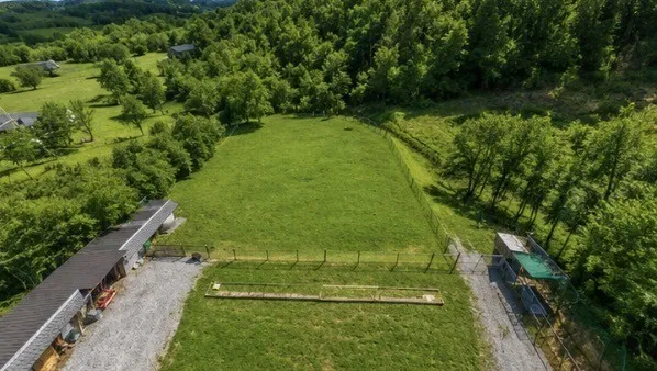 325 Freeman Ln Hartsville, TN 37074
