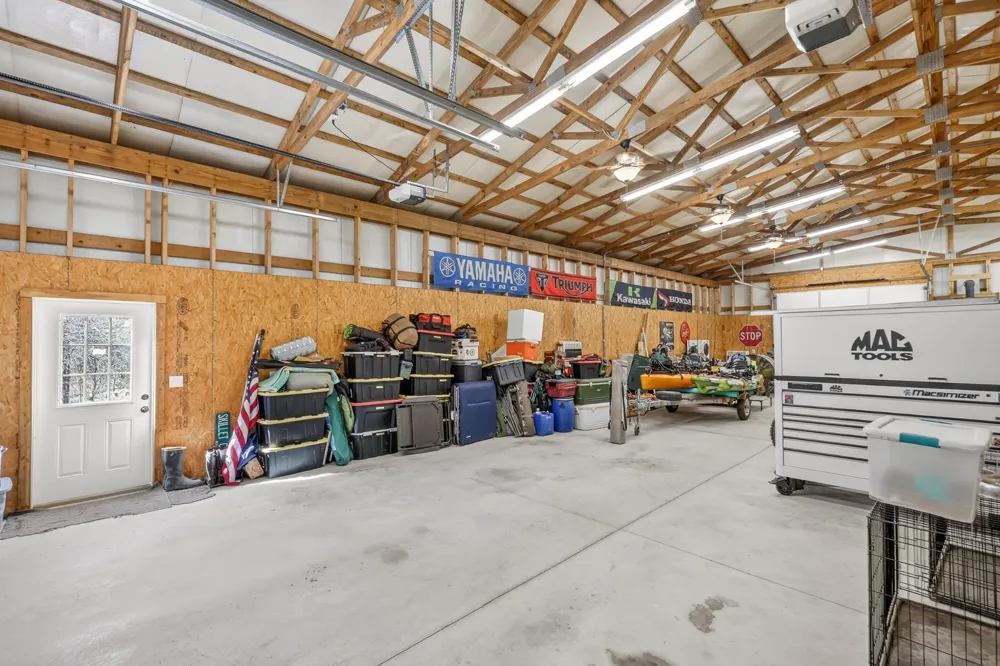 325 Freeman Ln Hartsville, TN 37074