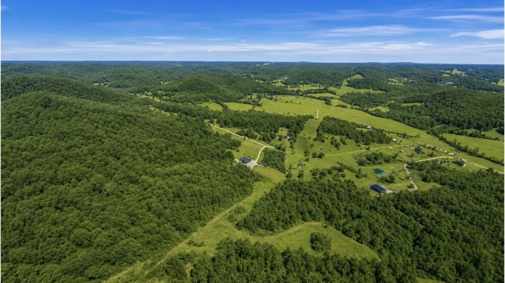 325 Freeman Ln Hartsville, TN 37074