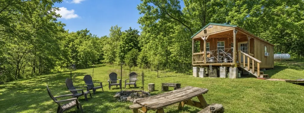 325 Freeman Ln Hartsville, TN 37074