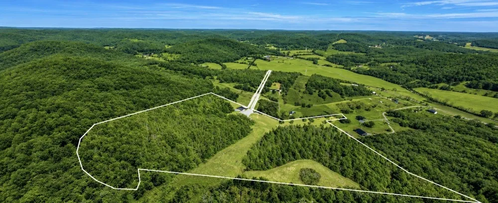 325 Freeman Ln Hartsville, TN 37074