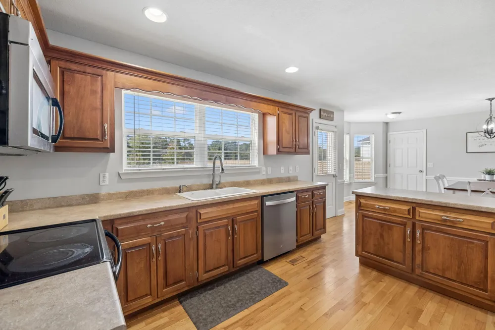 1718 Magnum Lane Soddy Daisy, TN 37379