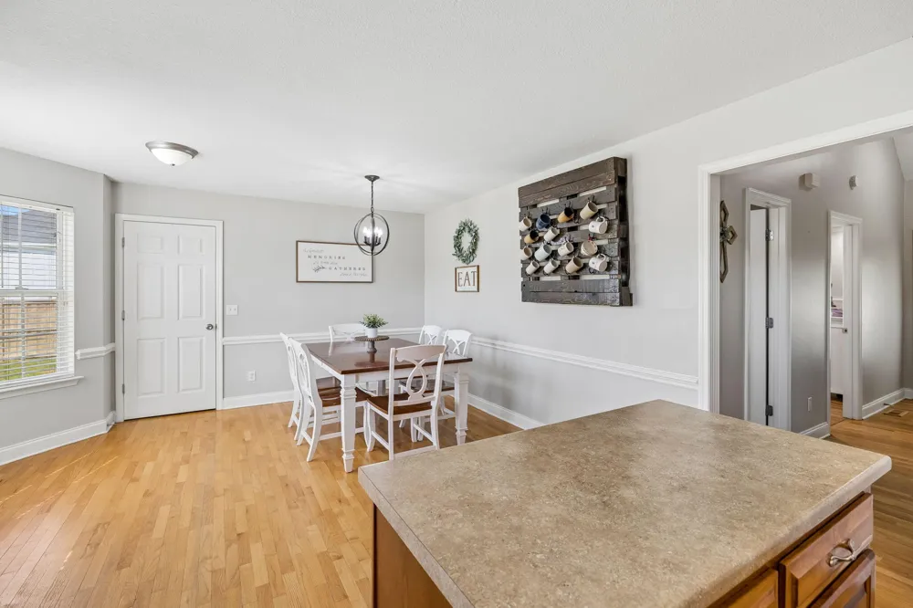 1718 Magnum Lane Soddy Daisy, TN 37379