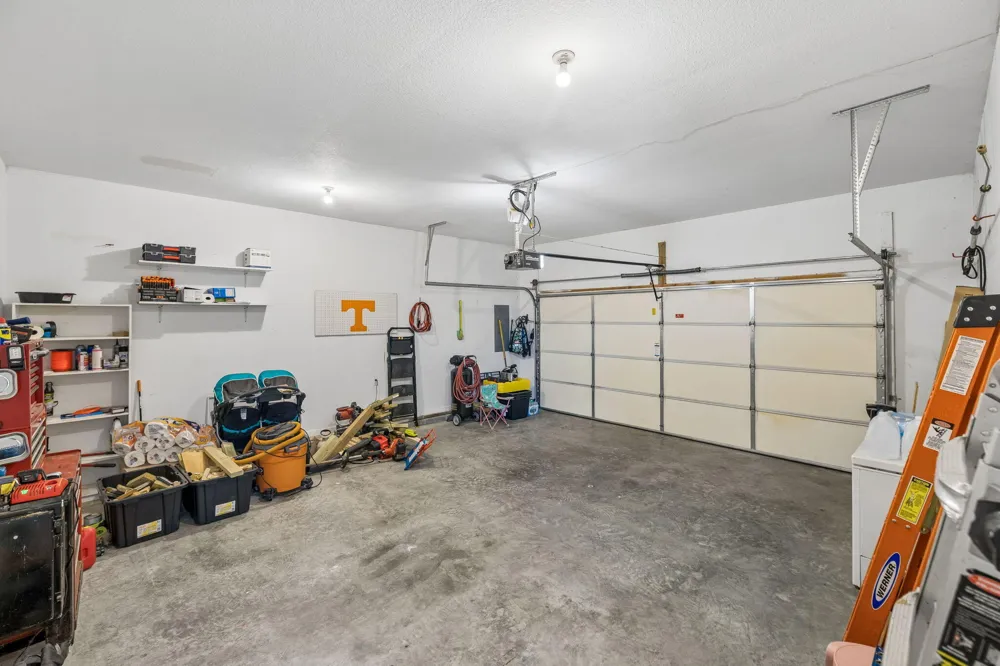 1718 Magnum Lane Soddy Daisy, TN 37379