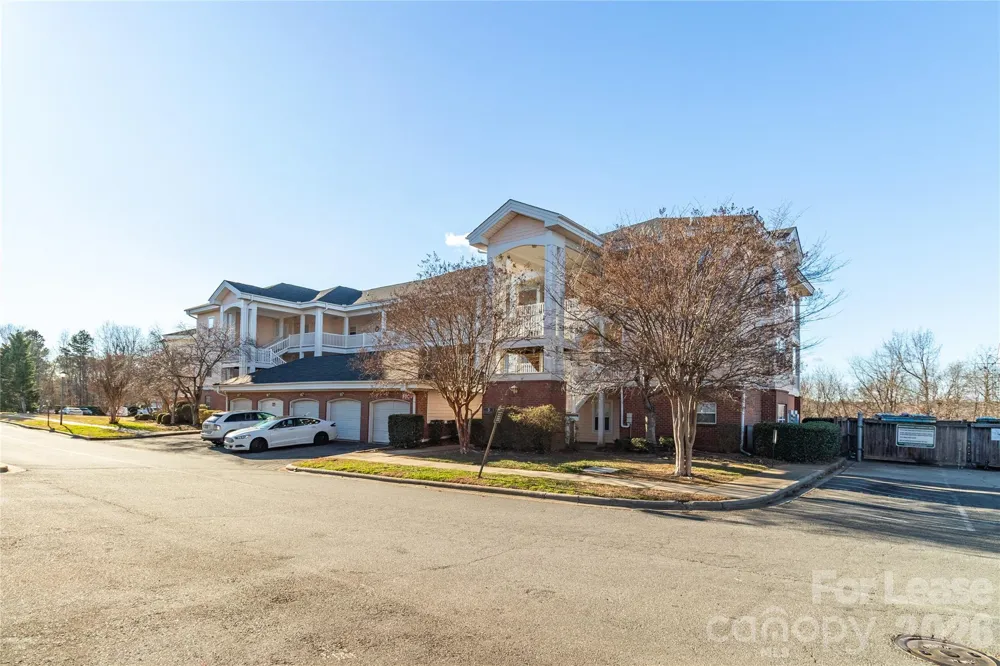 9047 Meadow Vista Road #104 Charlotte, NC 28213