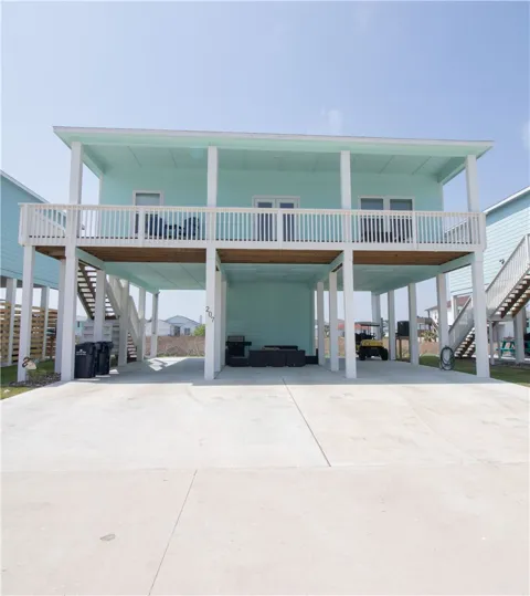 207 Paradise Drive
