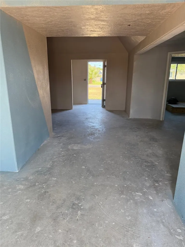163 Sunset Ingleside on the Bay, TX 78362
