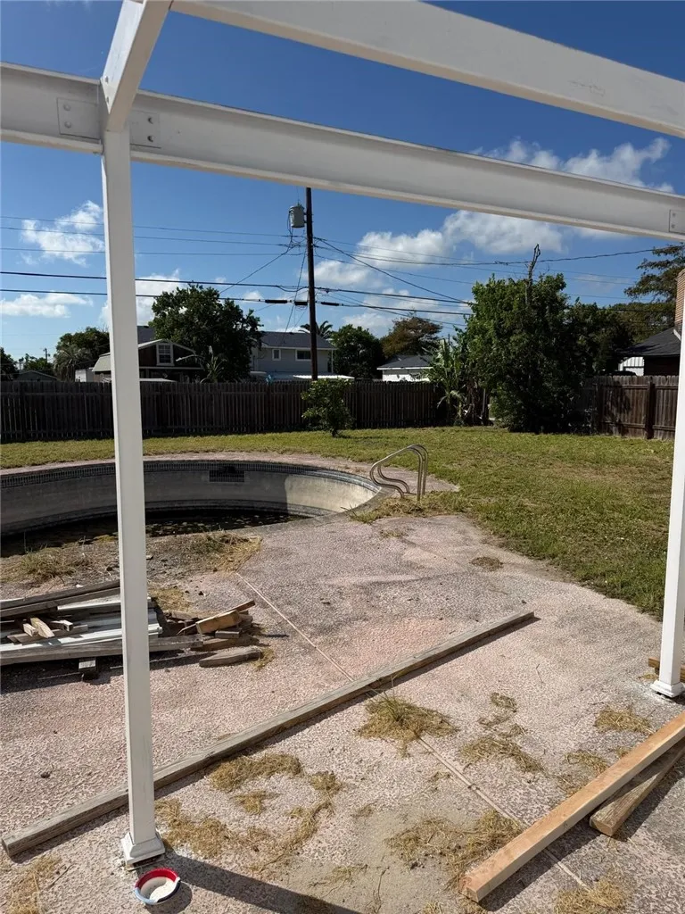 163 Sunset Ingleside on the Bay, TX 78362