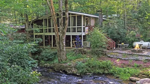 441 Edwards Parkway