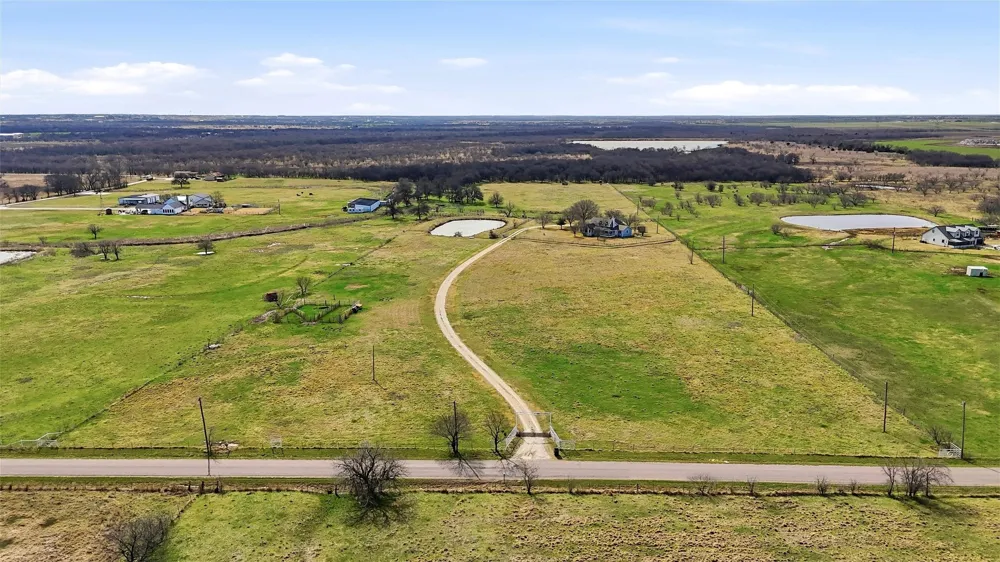 206 BoundsRanch Road Gunter, TX 75058