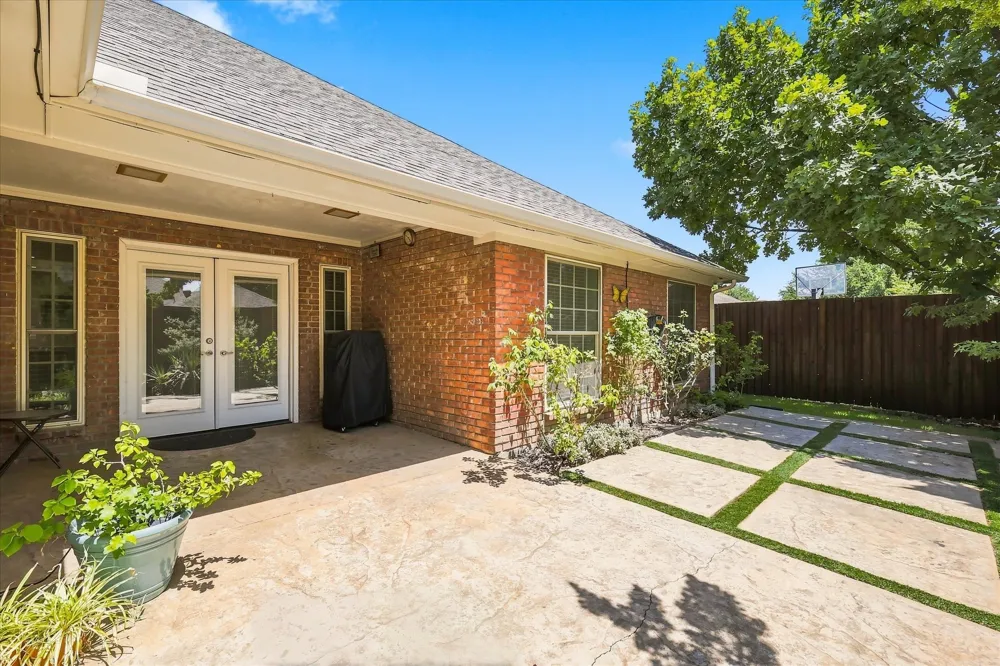 4134 High Star Lane Dallas, TX 75287