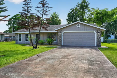 2932 Pine Tree Drive