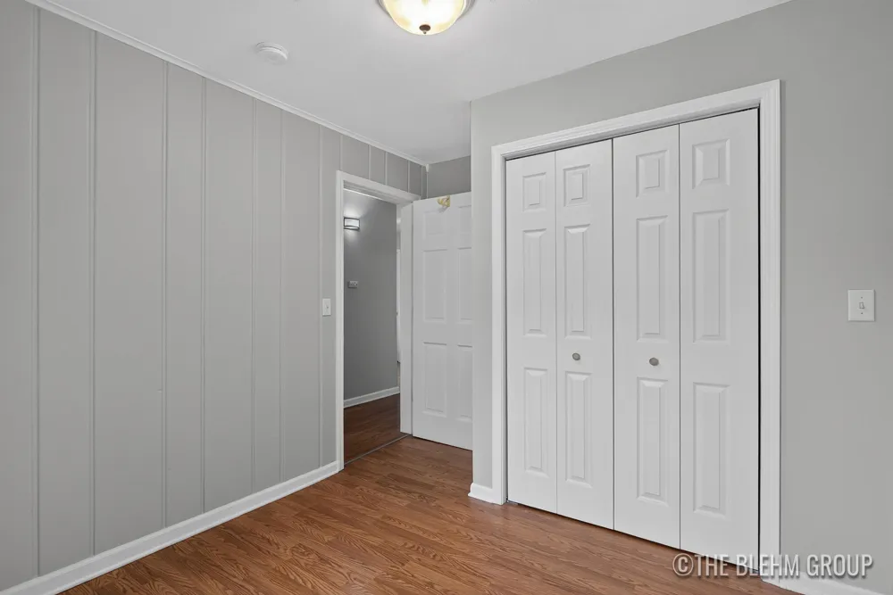 727 Emerald Avenue NE Grand Rapids, MI 49503