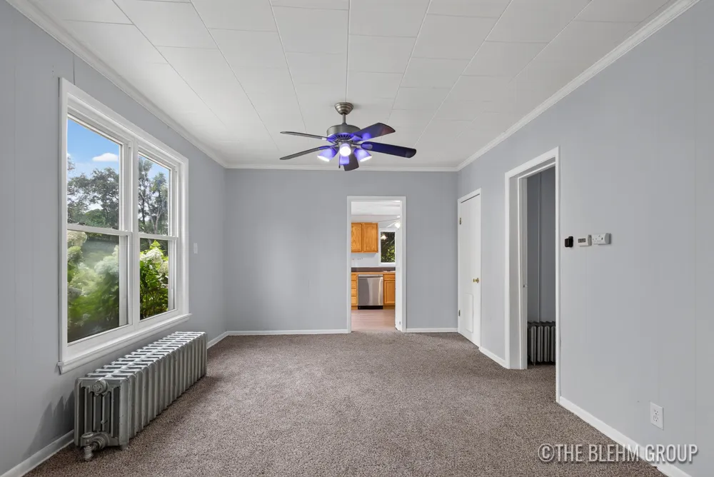 727 Emerald Avenue NE Grand Rapids, MI 49503