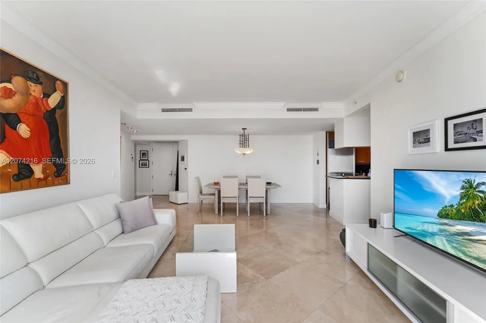 901 Brickell Key Blvd #2801 Miami, FL 33131