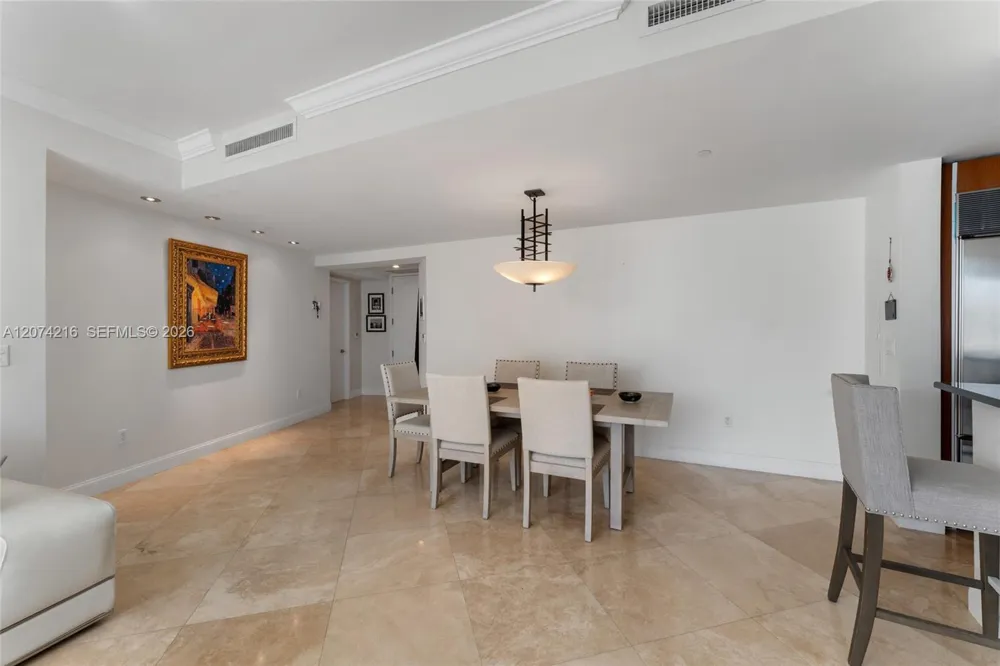 901 Brickell Key Blvd #2801 Miami, FL 33131