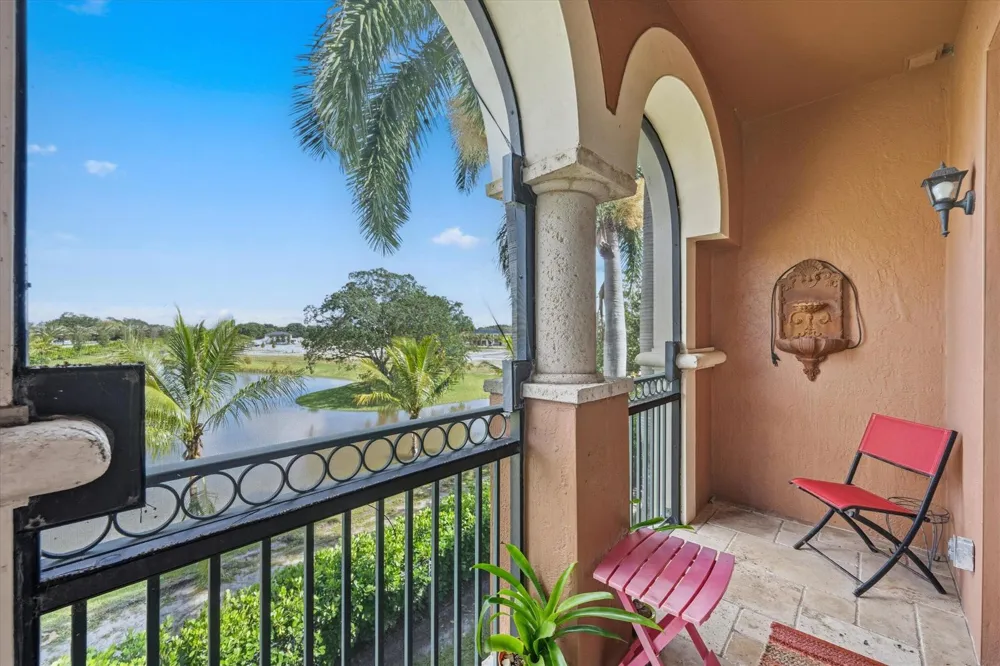11750 SAINT ANDREWS PLACE #303 Wellington, FL 33414