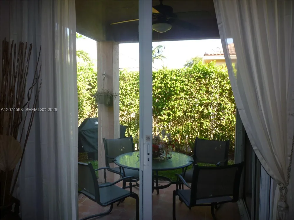 644 Conservation Dr Weston, FL 33327