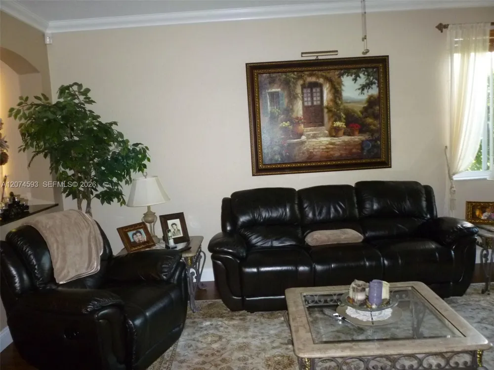 644 Conservation Dr Weston, FL 33327