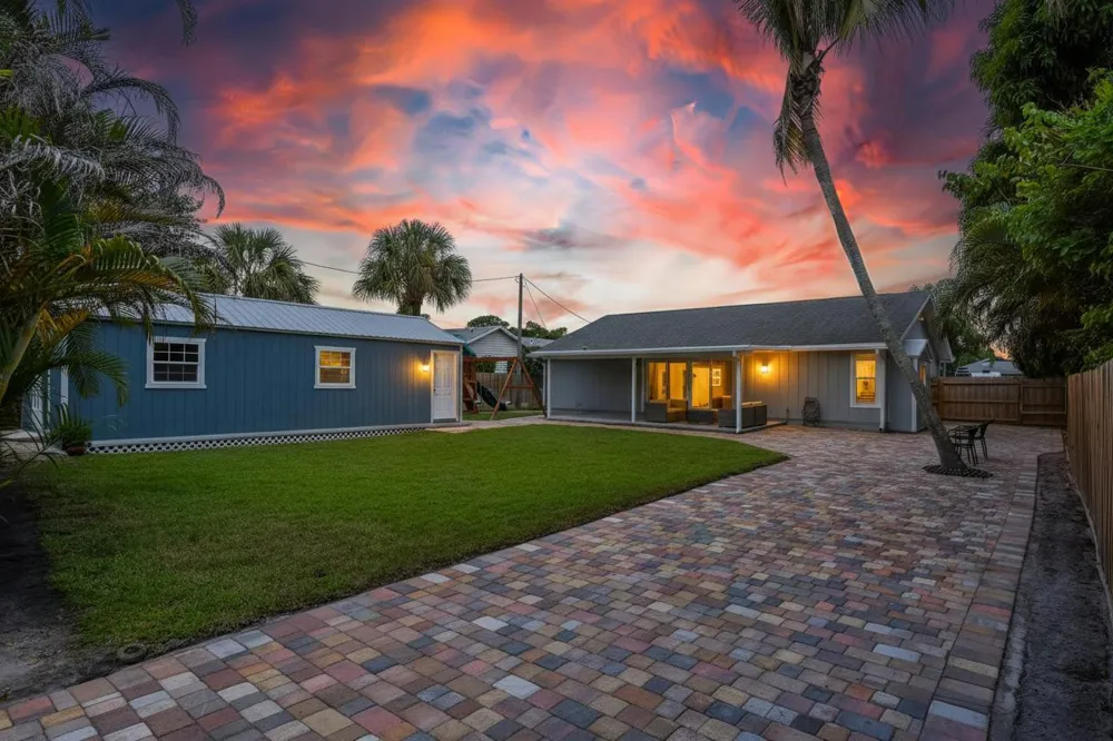 4994 SE PINE KNOLL WAY Stuart, FL 34997