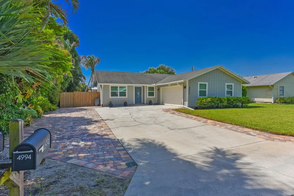 4994 SE PINE KNOLL WAY Stuart, FL 34997