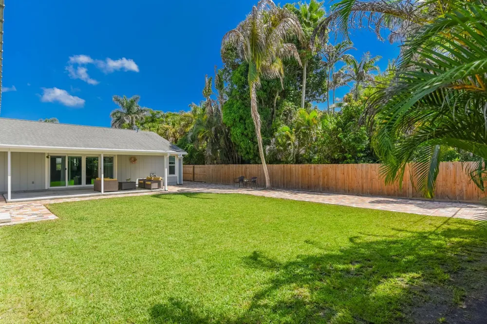 4994 SE PINE KNOLL WAY Stuart, FL 34997