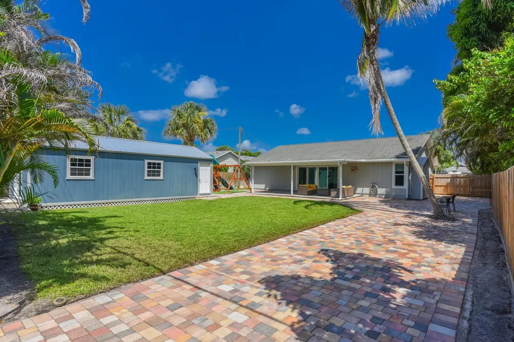 4994 SE PINE KNOLL WAY Stuart, FL 34997