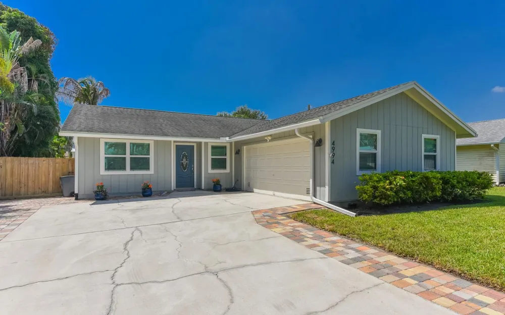 4994 SE PINE KNOLL WAY Stuart, FL 34997