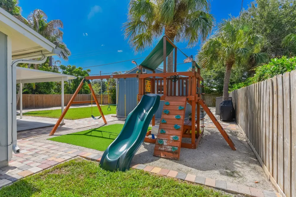 4994 SE PINE KNOLL WAY Stuart, FL 34997