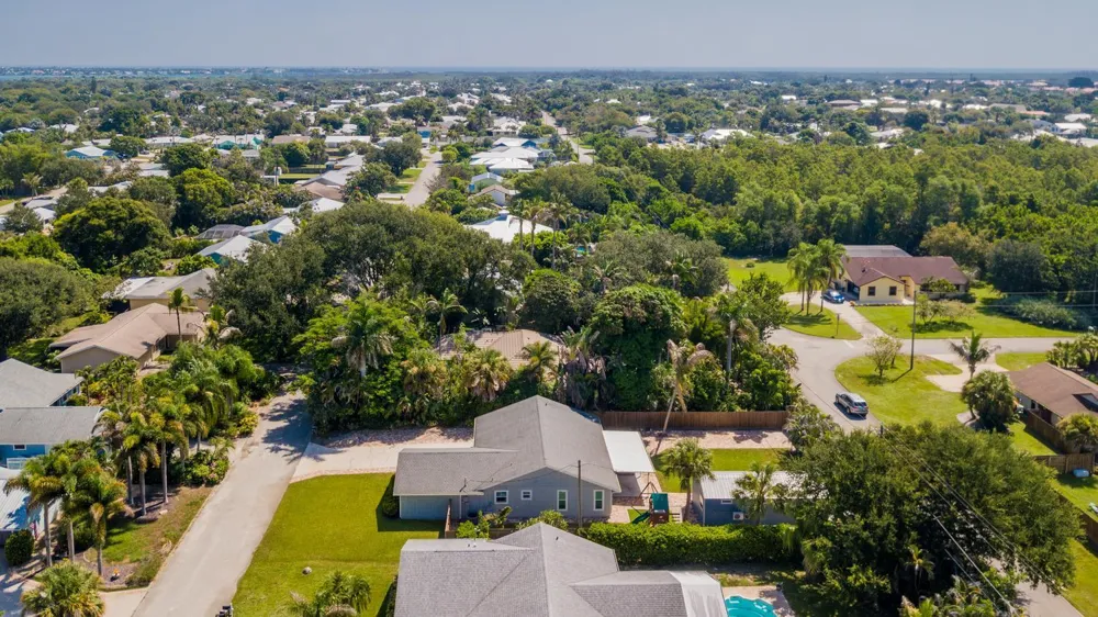 4994 SE PINE KNOLL WAY Stuart, FL 34997