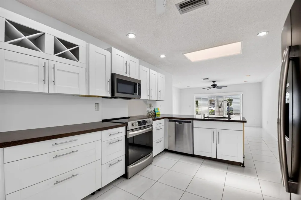 6747 Starkeys Place Lake Worth, FL 33467