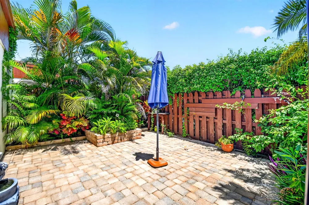6747 Starkeys Place Lake Worth, FL 33467