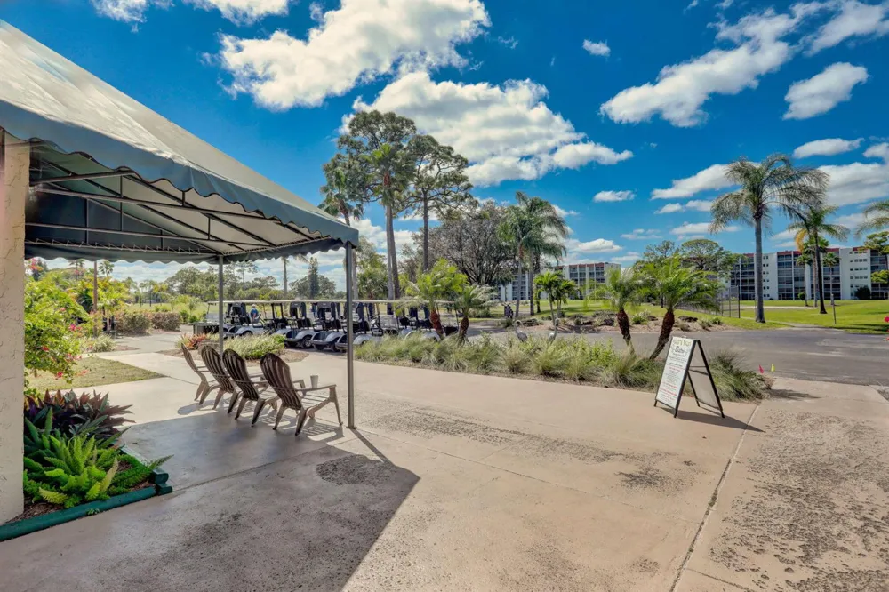 6747 Starkeys Place Lake Worth, FL 33467